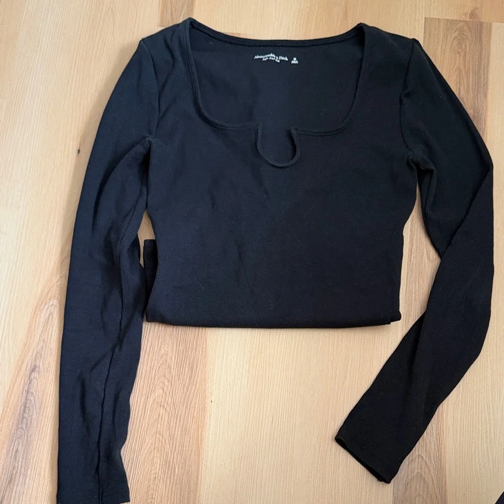 Abercrombie & Fitch Soft Rib Black Long Sleeve bodysuit - Picture 2 of 2